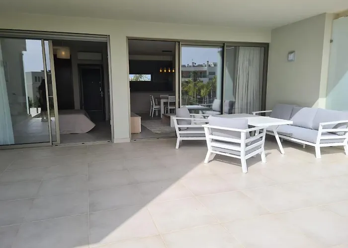 Lightoasis Oasis Mar 3 Апартаменты *