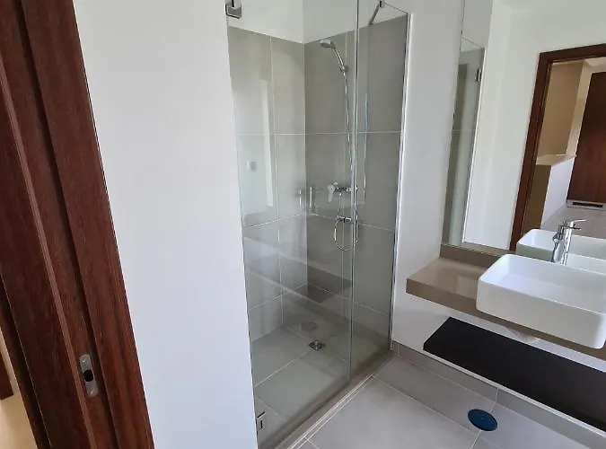 Lightoasis Oasis Mar 3 Апартаменты *