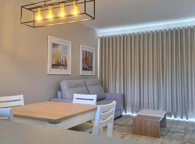 Lightoasis Oasis Mar 3 *